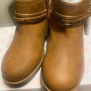 Little girls boots (cognac) tan size 11